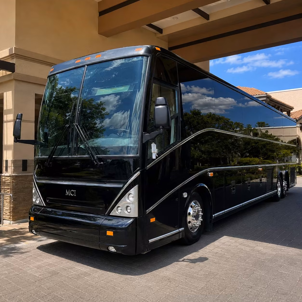 conference and convention shuttle bus rentals in lawton oklahoma
