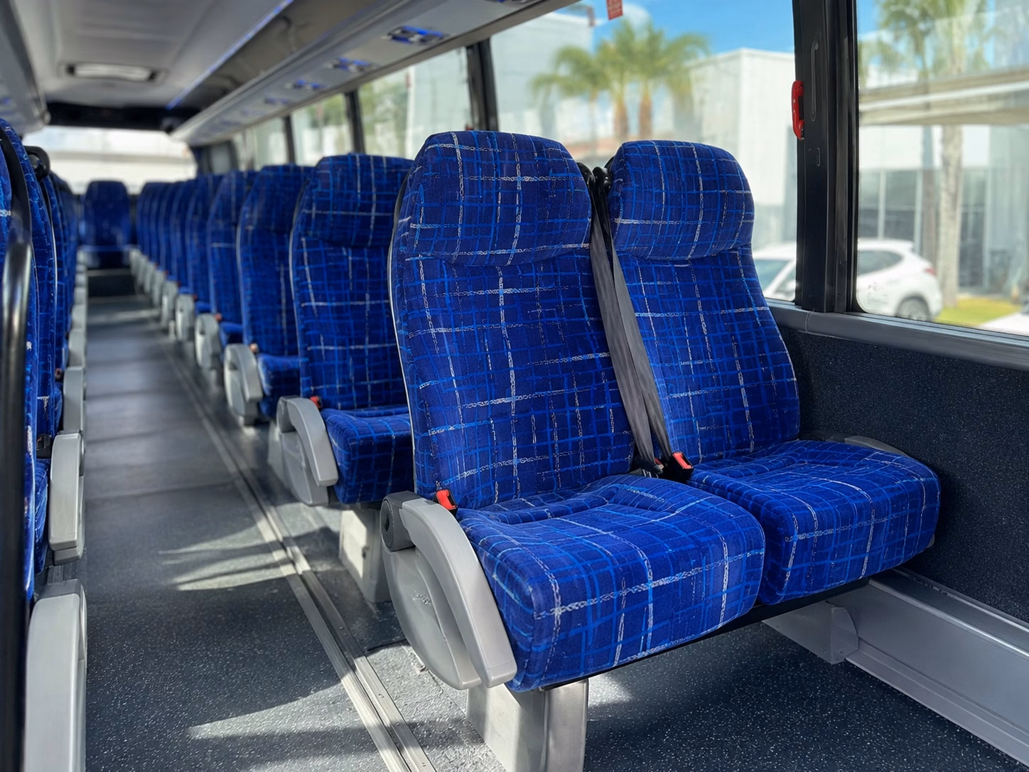 hotel pickup and drop off shuttles for out of town wedding guests in lawton