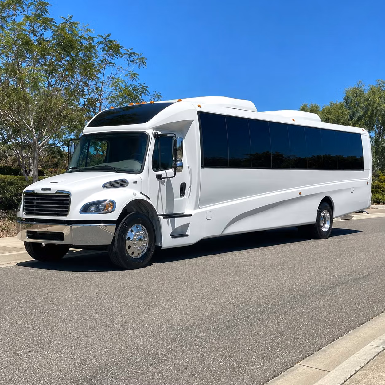 lawton 25 passenger minibus rental